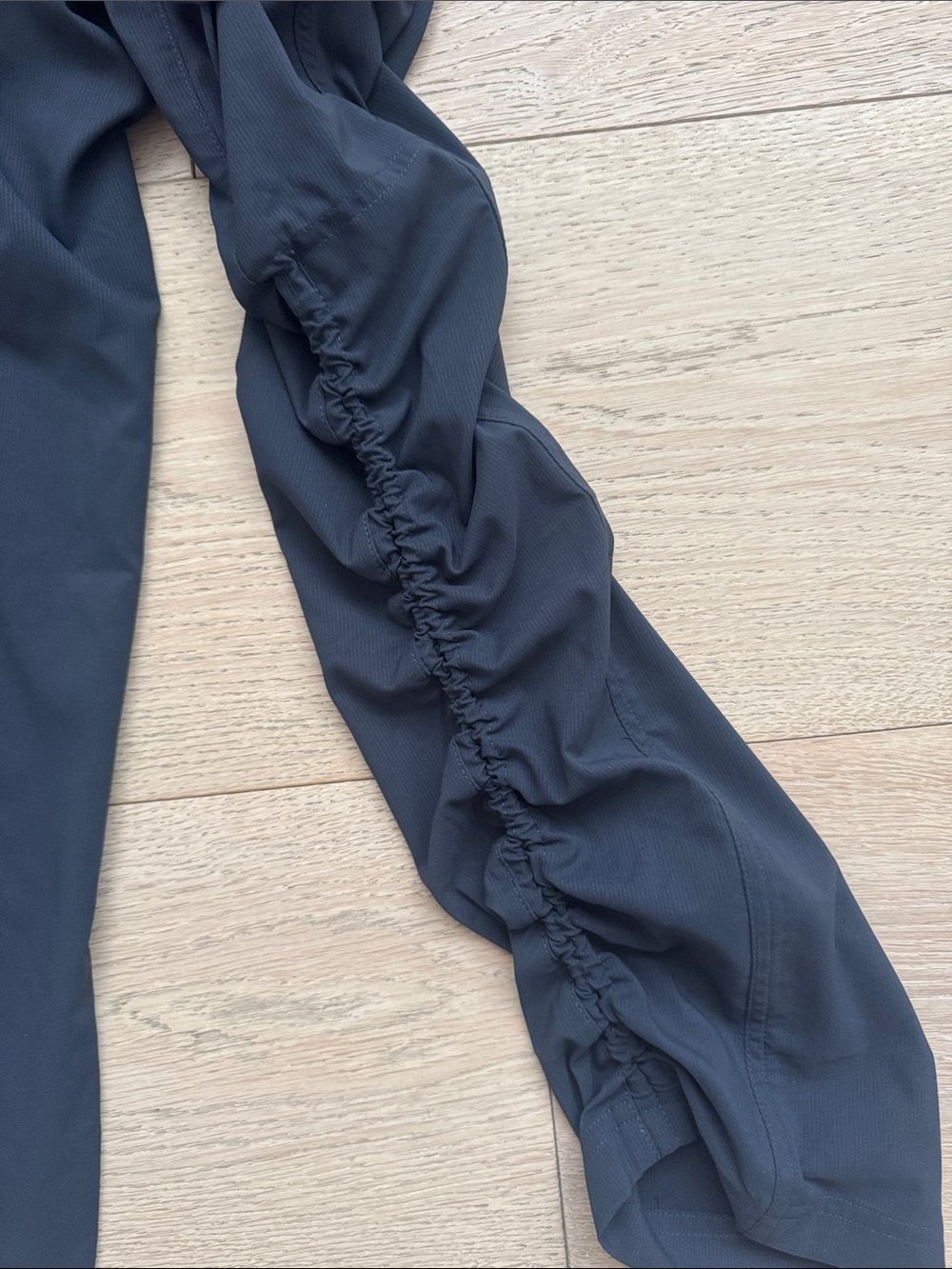 Title Nine Recycled Clamber 2.0
Hiking Pant Lightweight
Stretch Size 4 Blue - Picture 8 of 9